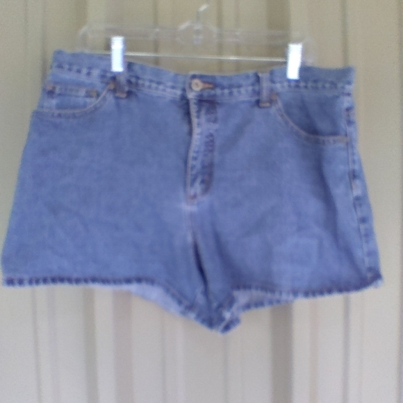 Women's Denim Blue Jean Shorts Plus Size 14 Embroidered Pockets Embroidery - Picture 1 of 2